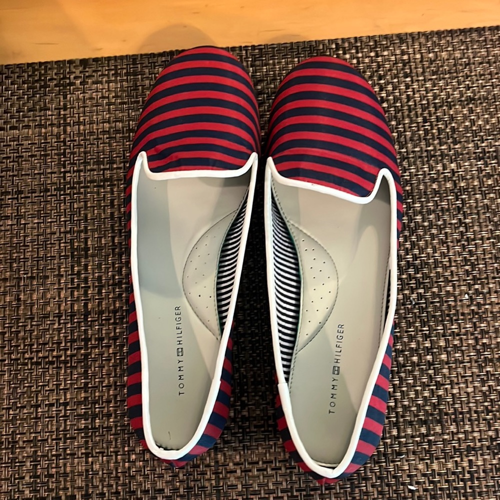 Tommy Hilfiger women’s ballet flats. Never worn.